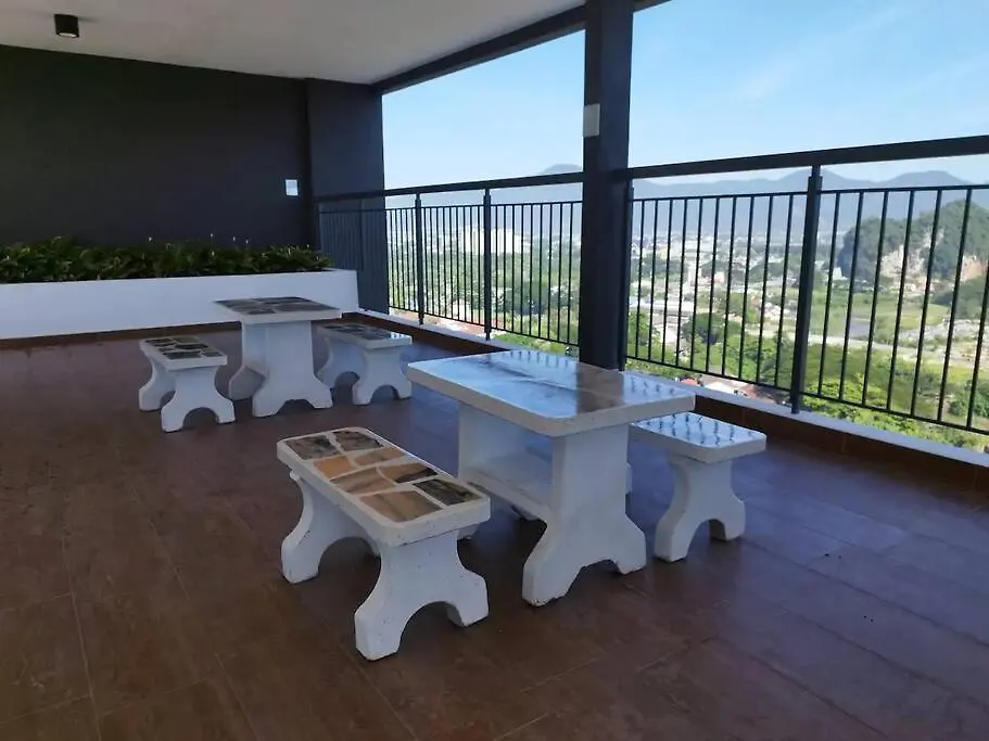 Tropical Bali At Horizon Ipoh 8Pax 2Carpark Apartment